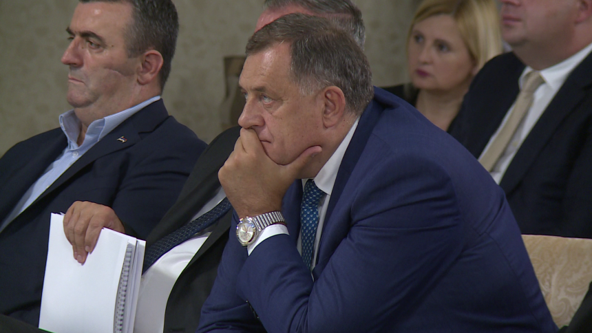 Šta je sve Milorad Dodik prodao i predao da bi mu se skinule američke sankcije?