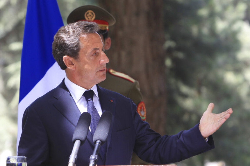 Sud odobrio da Sarkozi bude pušten na uslovnu slobodu