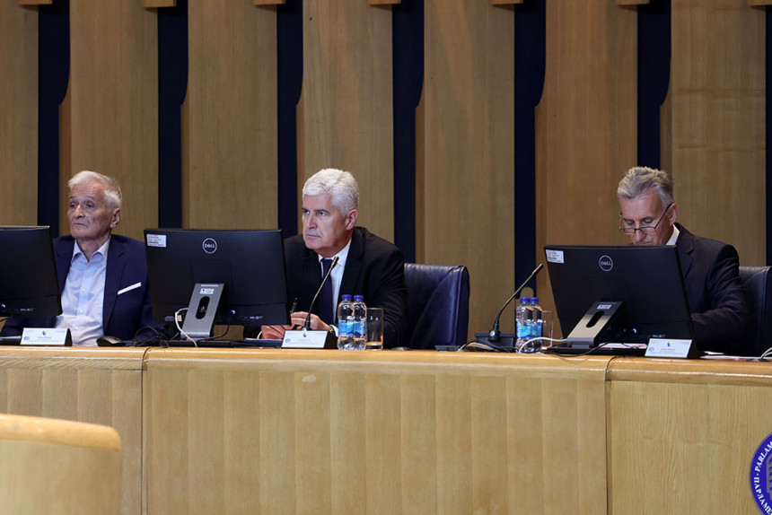 Dom naroda PS BiH zasjedaće bez tačke o smjenama SNSD-ovaca