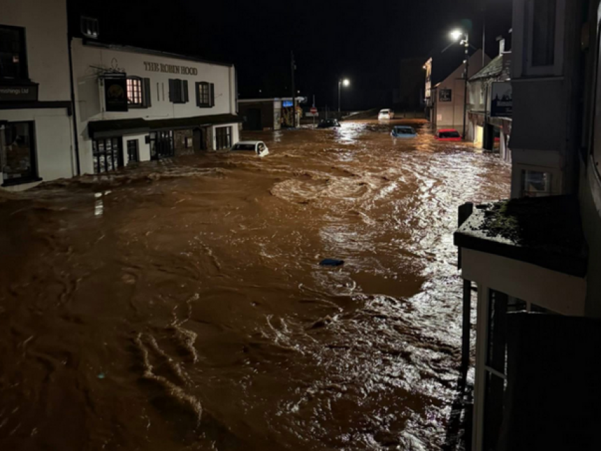 Oluja izazvala haos širom Evrope, ima mrtvih (VIDEO)