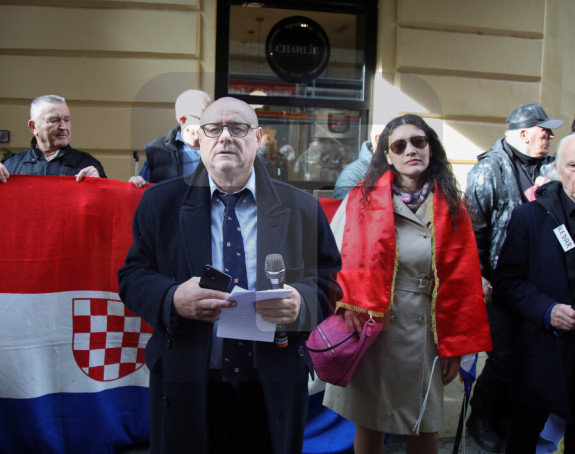 Zagreb: Protest ekstremnih desničara ispred SNV-a