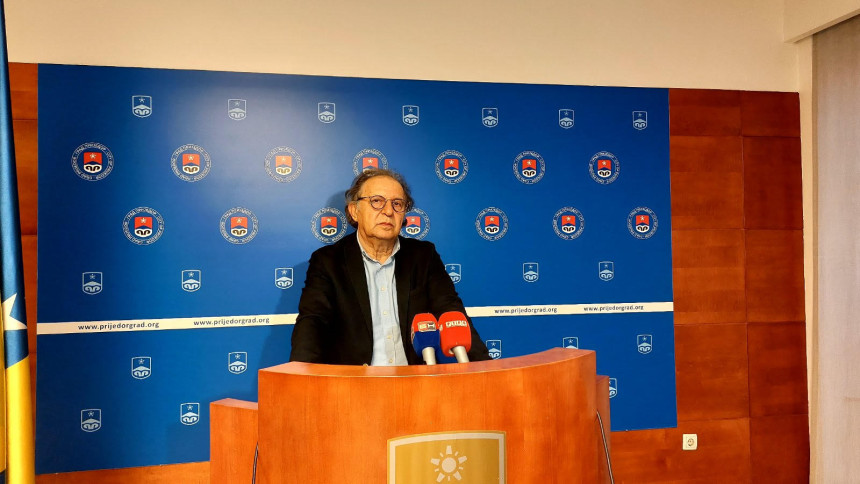 Prijedor: Otvorena biračka mjesta, manje poteškoće 