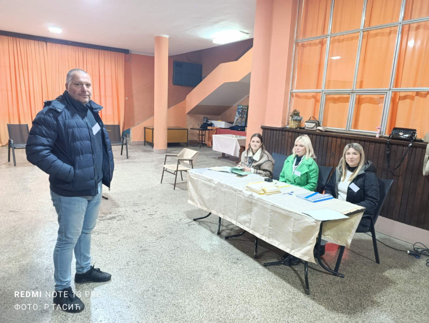 U Višegradu sva biračka mjesta otvorena na vrijeme