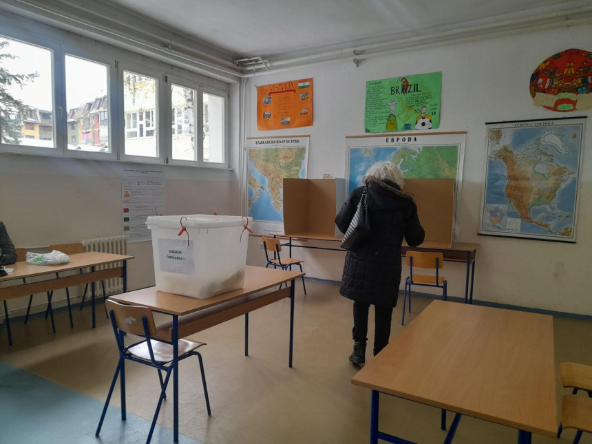 Glasanje bez problema protiče u Doboju, Modriči, Tesliću