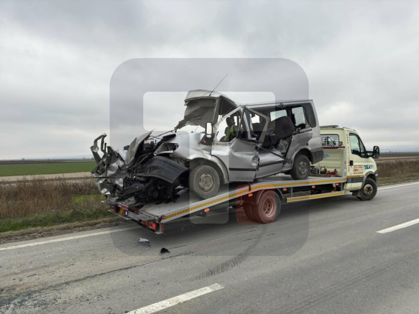 U nesreći kod Rume četiri osobe smrtno stradale
