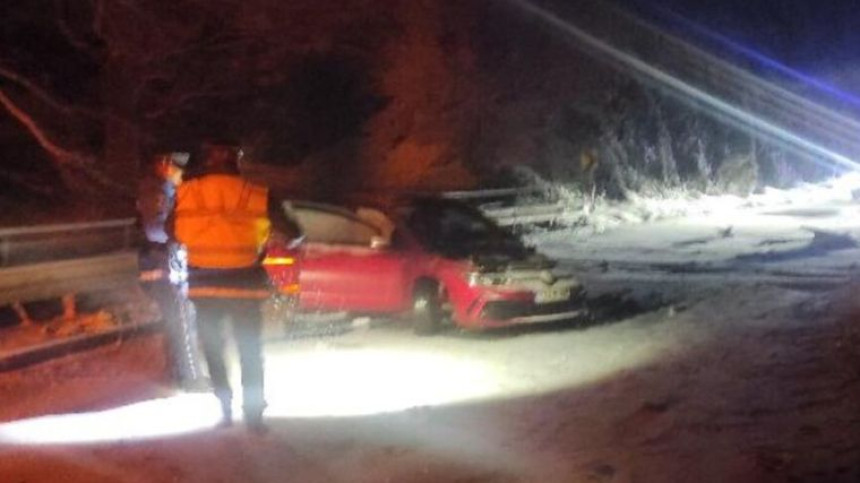 Travnik: Povrijeđene tri osobe, saobraćaj obustavljen