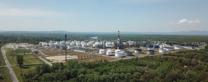 Gubitak preko 900 miliona: Rafinerija čeka svoju sudbinu