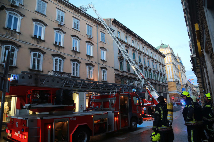 U zgradi u Rijeci pronađeno tijelo još jedne osobe