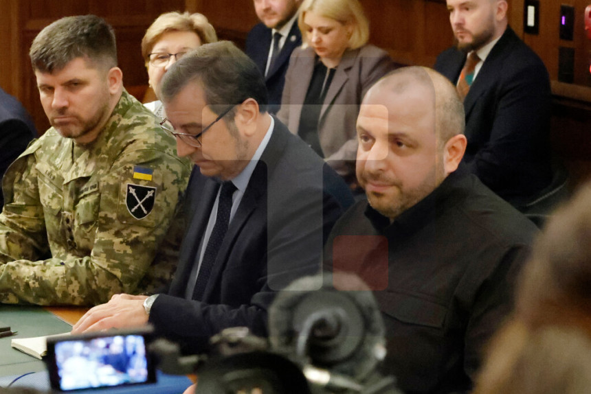 Konstruktivni i teški razgovori delegacija USA i UKR