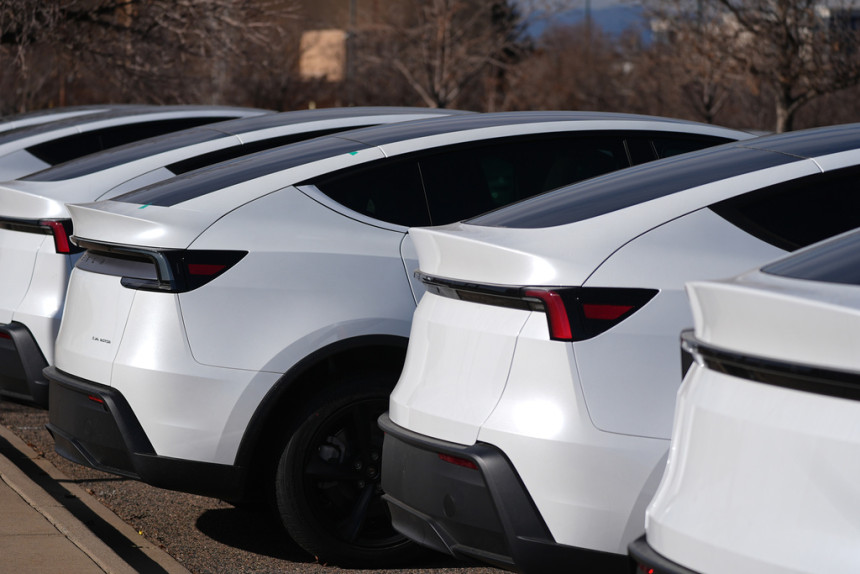 U BiH uvezeno 8.100 novih i 71 hiljada polovnih vozila