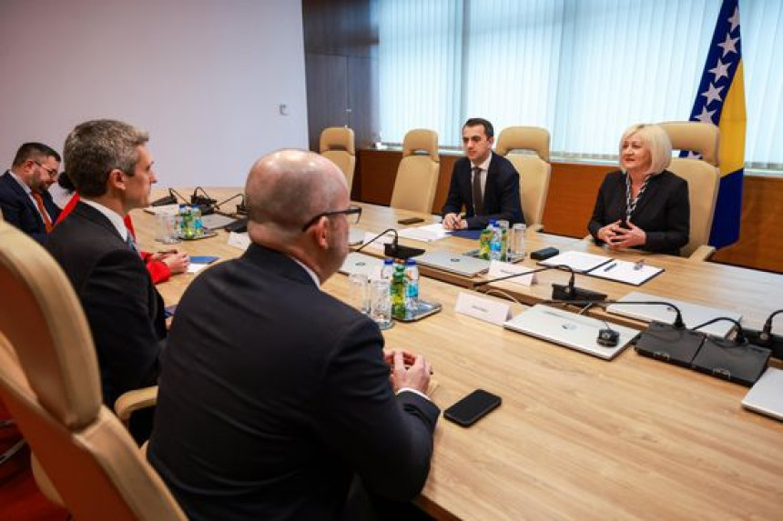 Američki zvaničnik se sastao sa Krišto, šta je glavna poruka?