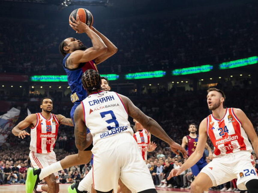 Poraz košarkaša Crvene zvezde od Barselone u Areni