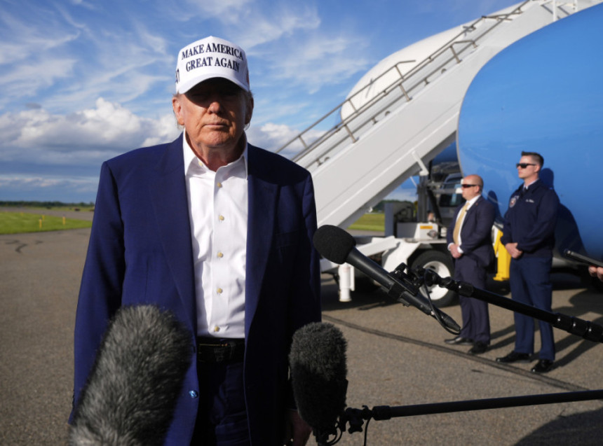 Tramp najavio da će zaustaviti sukob Tajlanda i Kambodže