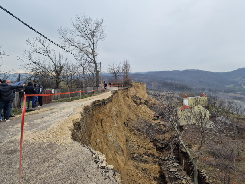 Stari Ugljevik u problemu: Mještani na ivici izdržljivosti