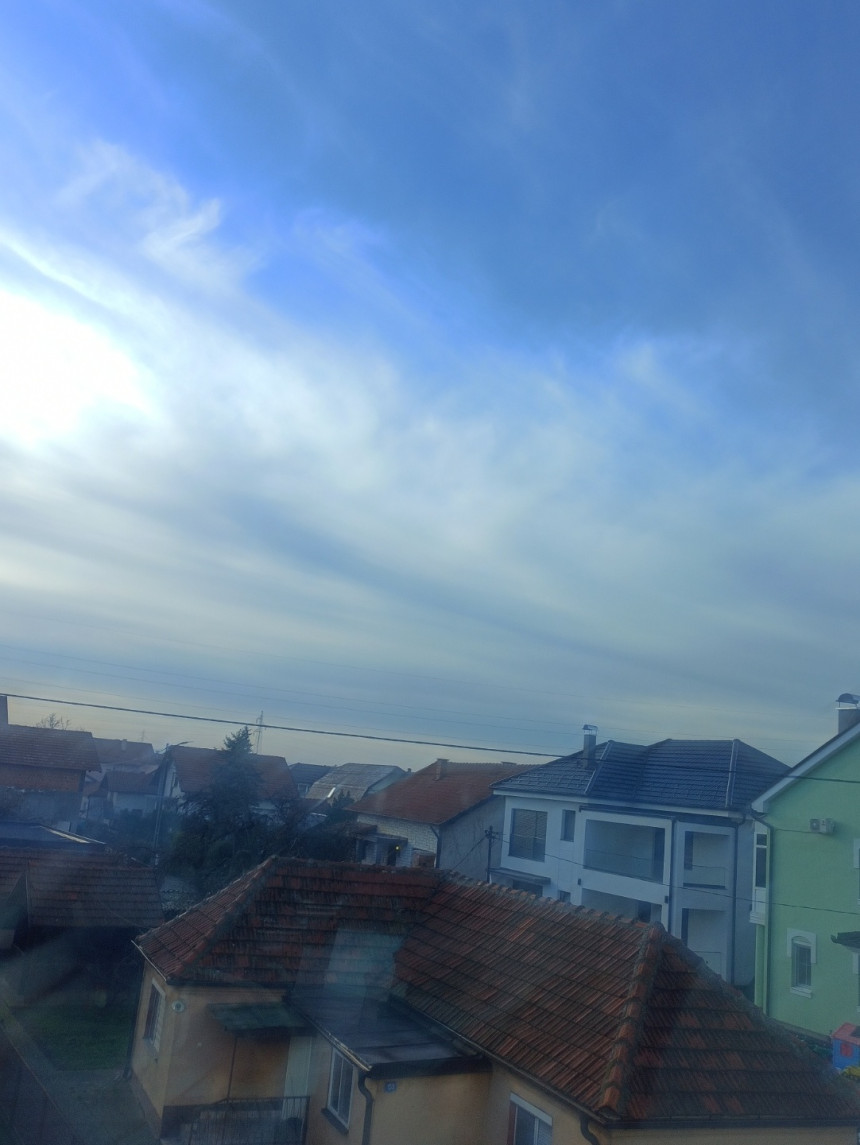 Danas sunčano uz promjenljivu oblačnost, do 16°C