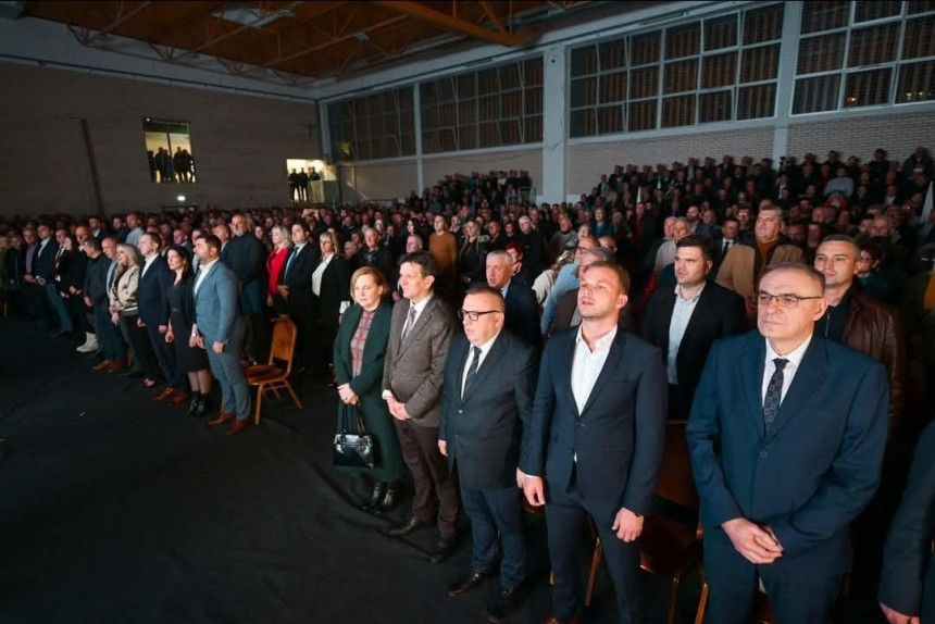 Vlast u raspadu, u opoziciji borba oko kandidata?!