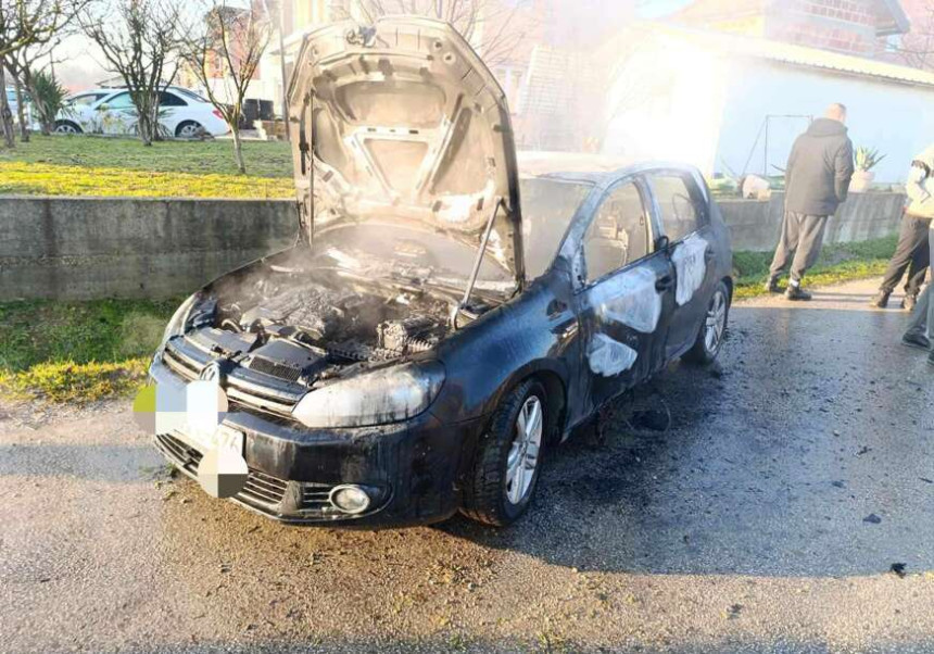 Gorjeli automobili u BL: Vatrogasci na više lokacija
