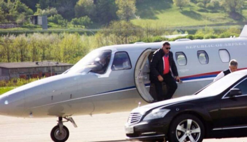 Niko ne može da mi zabrani predsjednički avion i helikopter