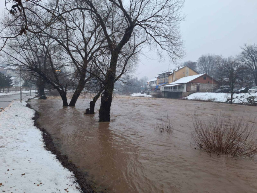 Vanredna situacija i u Foči zbog rasta vodostaja Drine
