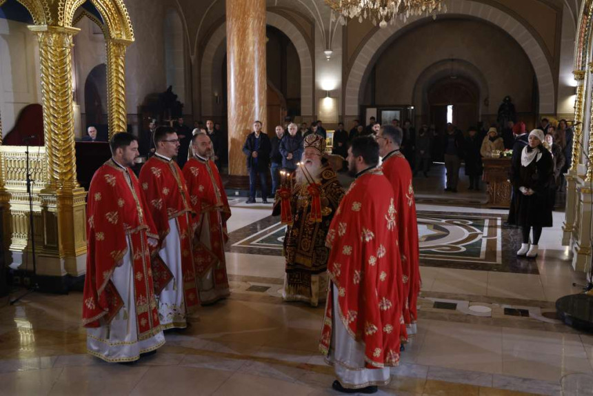 Hrizostom služio za Božić u sabornoj crkvi u Sarajevu