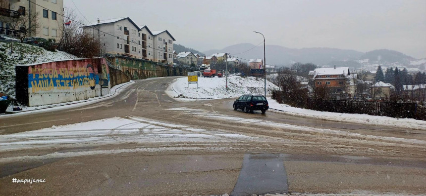 Putari tvrde putevi prohodni, građani i vozači se žale