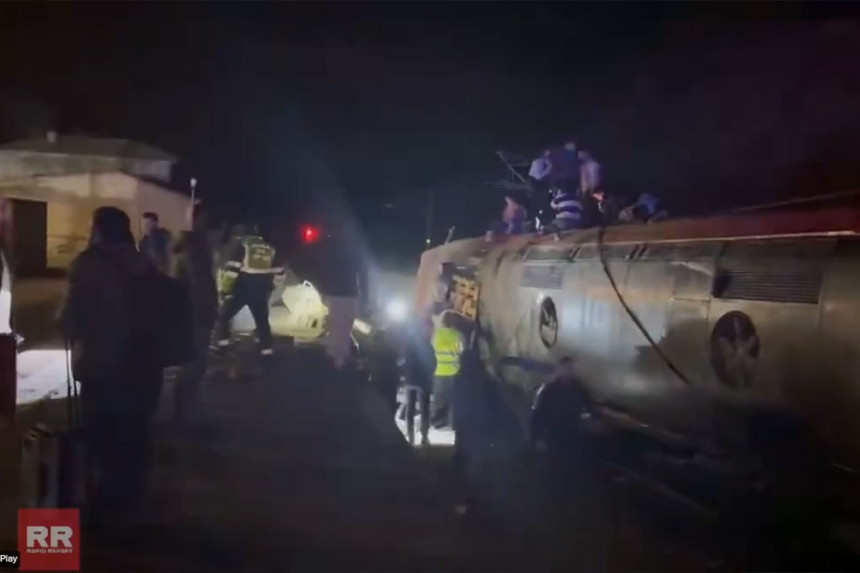 Dva voza u Španiji iskočila iz šina, ima povrijeđenih