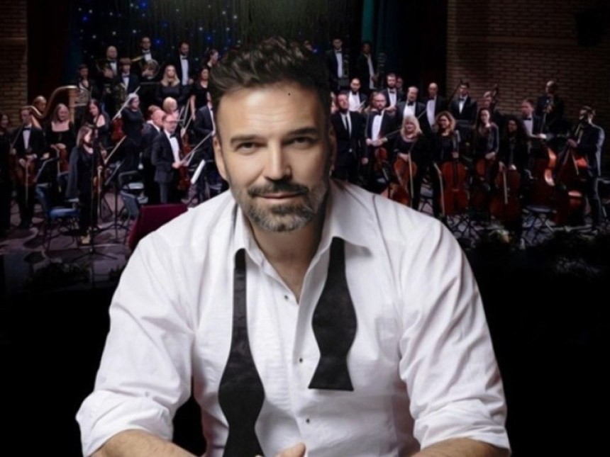 Glumac i pjevač Ivan Bosiljčić u martu u Bijeljini