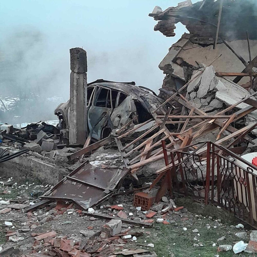 U požaru u Derventi smrtno stradalo jedno lice