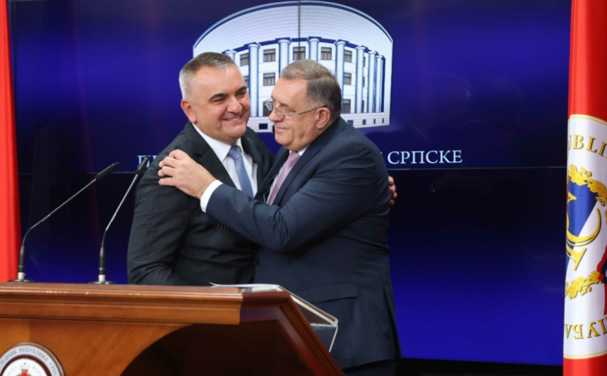 Smjenom Viškovića i postavljanjem kuma, Dodik napravio pravni haos u Srpskoj