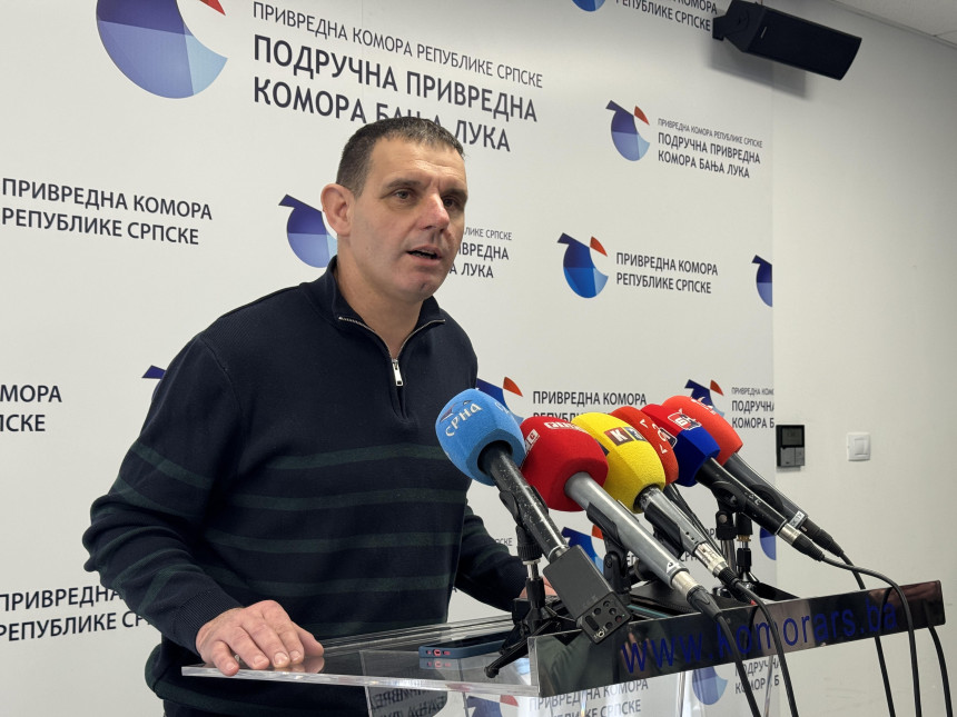 Mljekari odgovaraju: Miniću, zgrada Vlade nije tvoje vlasništvo