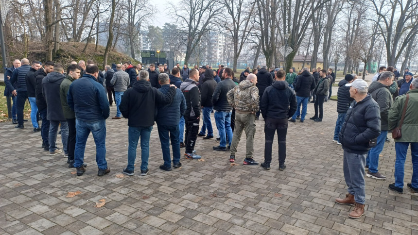 Protest mljekara u Banjaluci: "Tražimo veće podsticaje!"