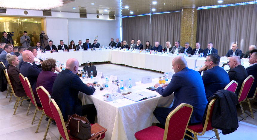 Elektroenergetski sektor u haosu, nadležni prave radnu grupu