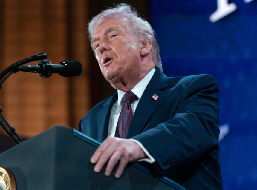 Tramp bi mogao da naredi napad na Iran, ništa od pregovora