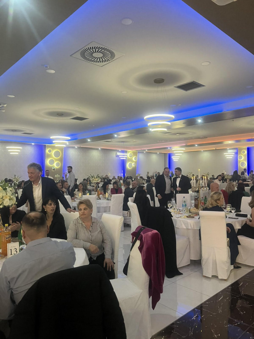 Како ће лоши ђаци да сачувају Српску и буду узор другима