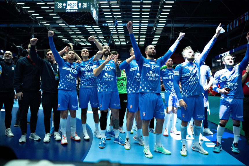 Vlada preuzela organizaciju dočeka, pjevaće Thompson