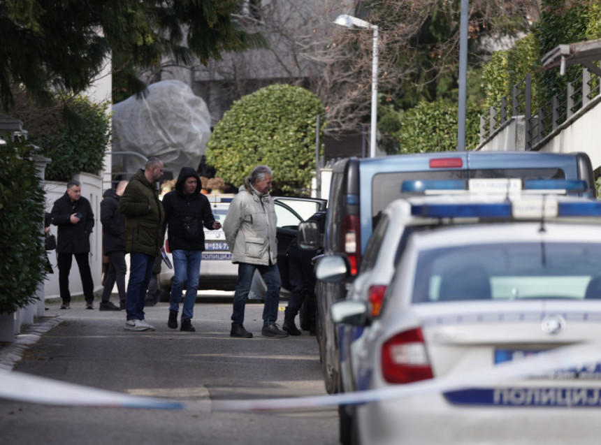 Kamere zabilježile bacanje bombe na kuću Zdravka Čolića