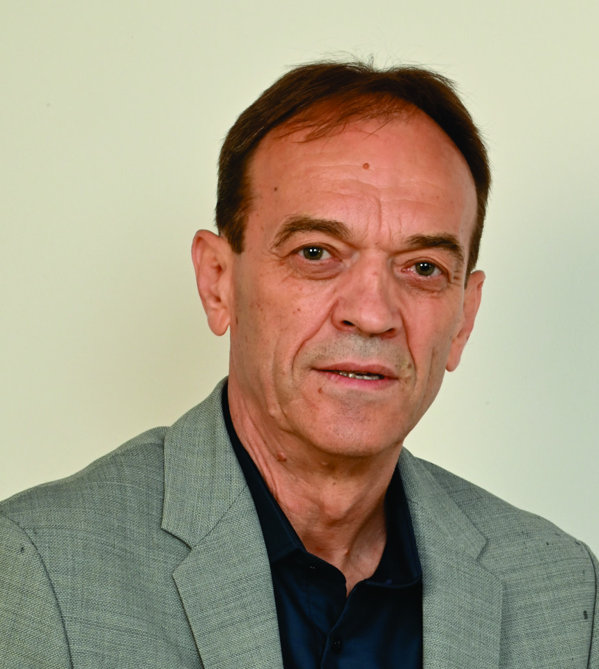 Lazarević se povukao u korist kandidata SDS Branka Blanuše