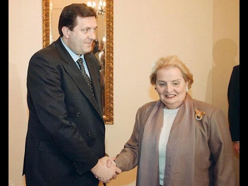 Dodik na fabričkim podešavanjima, tamo gdje počeo i završava