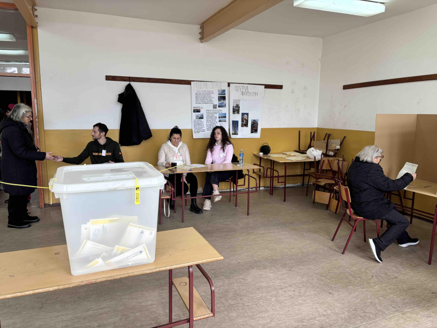 Izlaznost u Bratuncu do 17 časova je 41%