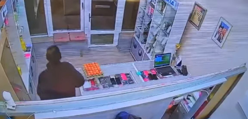 Krađa u Istočnom Sarajevu, iz radnje oduzeto 30.000 KM