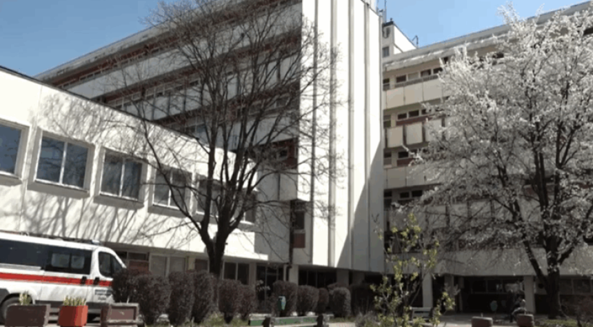 Direktor bolnice dao ostavku nakon smrti devojčice u Čačku