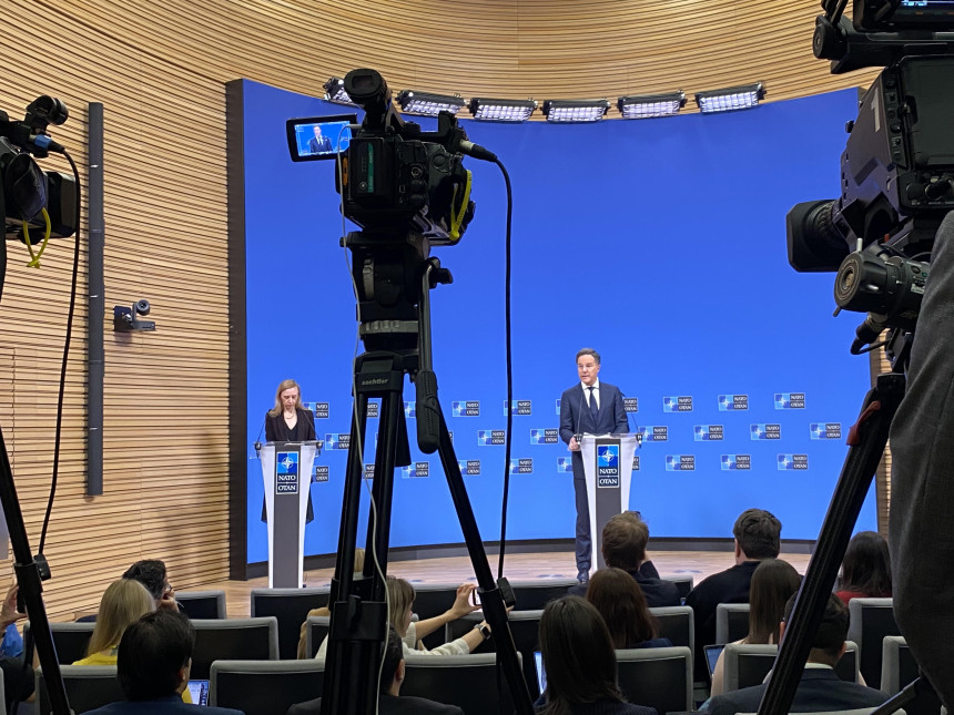 Rute: NATO pažljivo prati situaciju u BiH i regionu