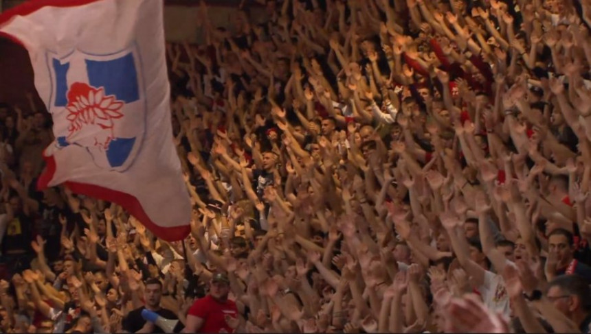 Црвена  звезда поражена од Олимпијакоса