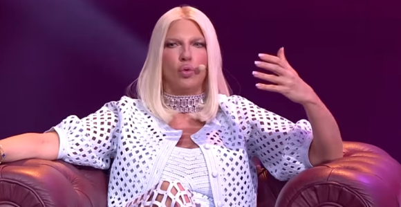 Јелена Карлеуша продаје луксузну вилу на Дедињу?!