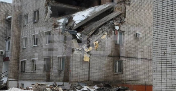 Razorena zgrada vojne policije, dvije osobe stradale