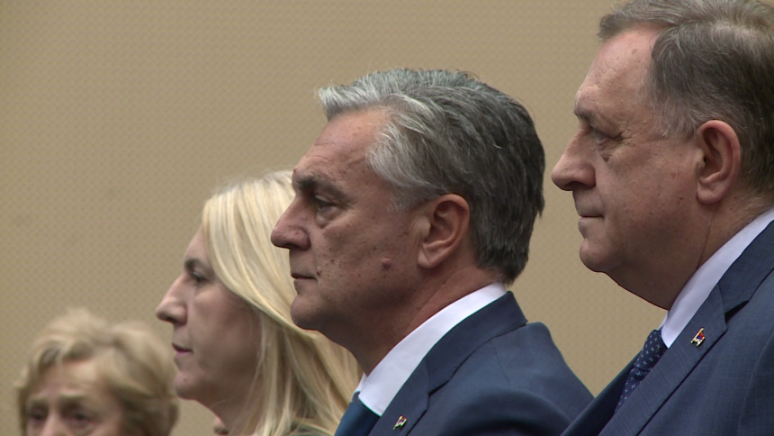 Novac građana vlast nesebično troši za lobiranje - a sve za spas Dodika!