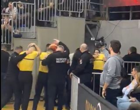 Prekinuta utakmica Partizana i Mege, nastao haos (VIDEO)