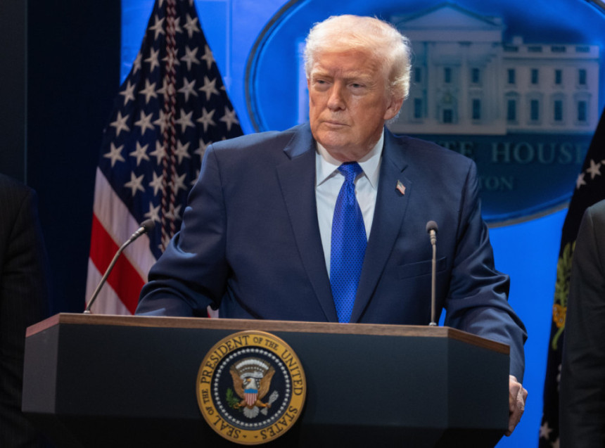 Tramp najavio: Uvodim globalne carine od 15 posto