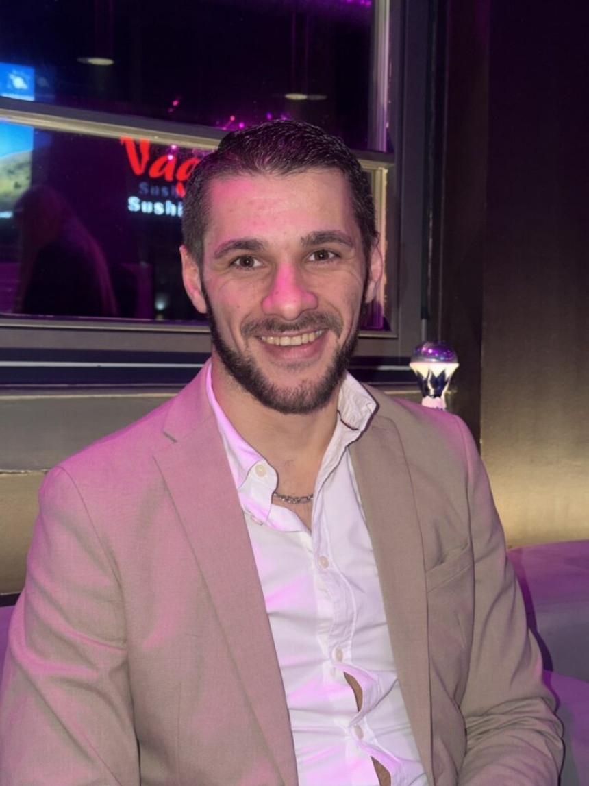 Загребчанин који обожава народњаке, Ипчета, Јашара...