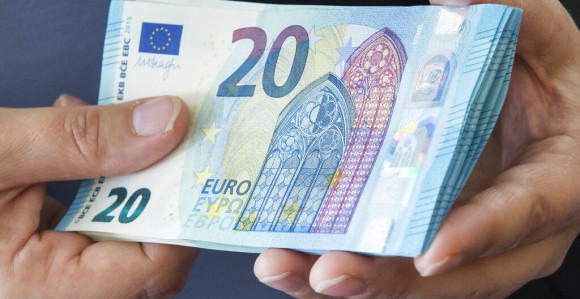 Лете, лете паре: Оне су највеће краљице бакшиша на естради